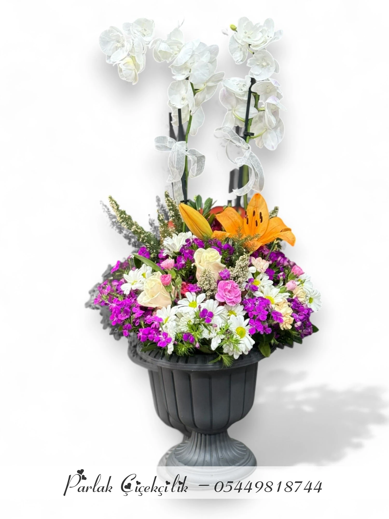 Beyaz Orkide Ve Renkli Bahar Çiçekleri Aranjmanı