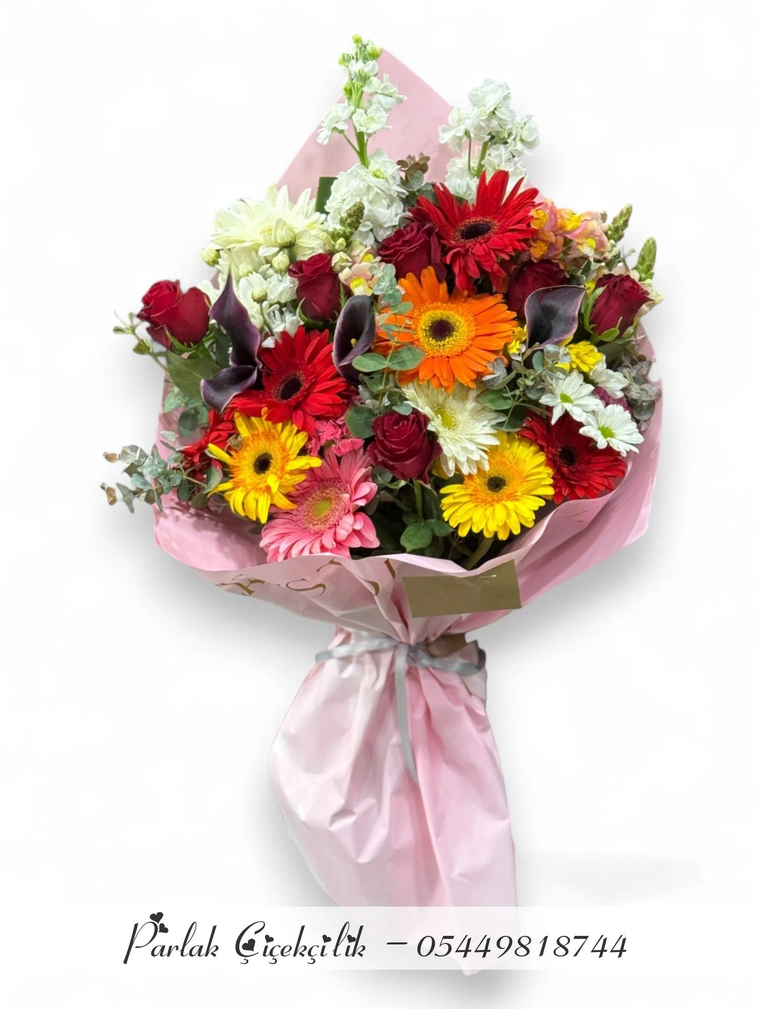 Canlı Renklerle Hazırlanmış Karışık Çiçek Buketi