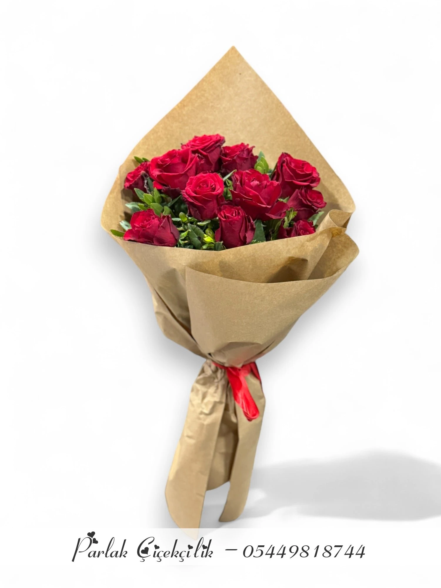 Doğallığın Zarafeti Kırmızı Gül Buketi