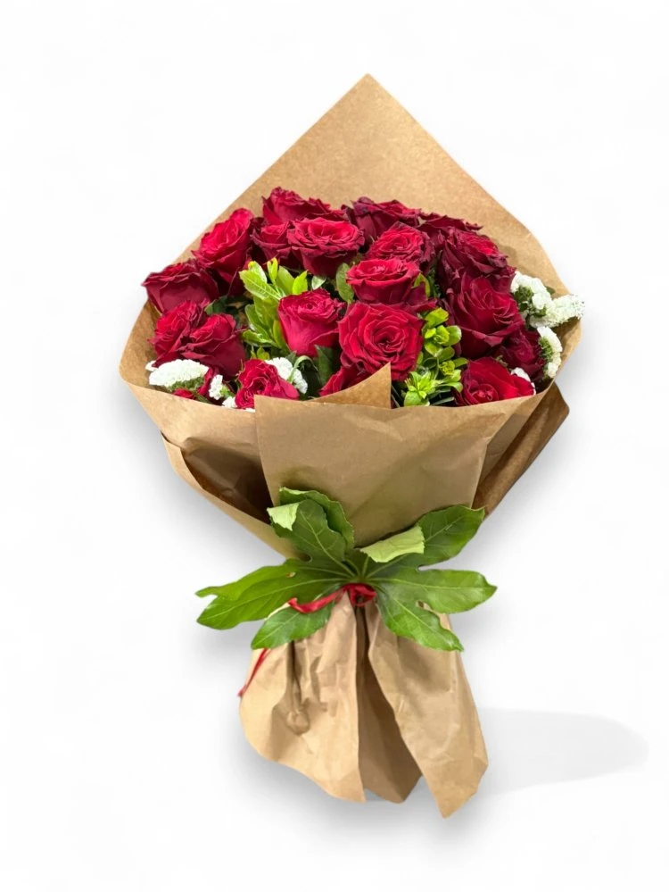Doğal Kraft Ambalajlı 21 Kırmızı Gül Buketi