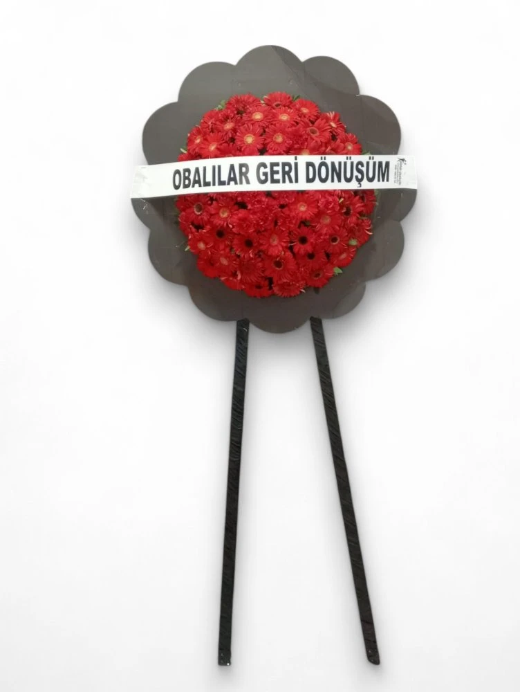 Kırmızı Gerberalı Siyah Zeminli Cenaze Çelengi