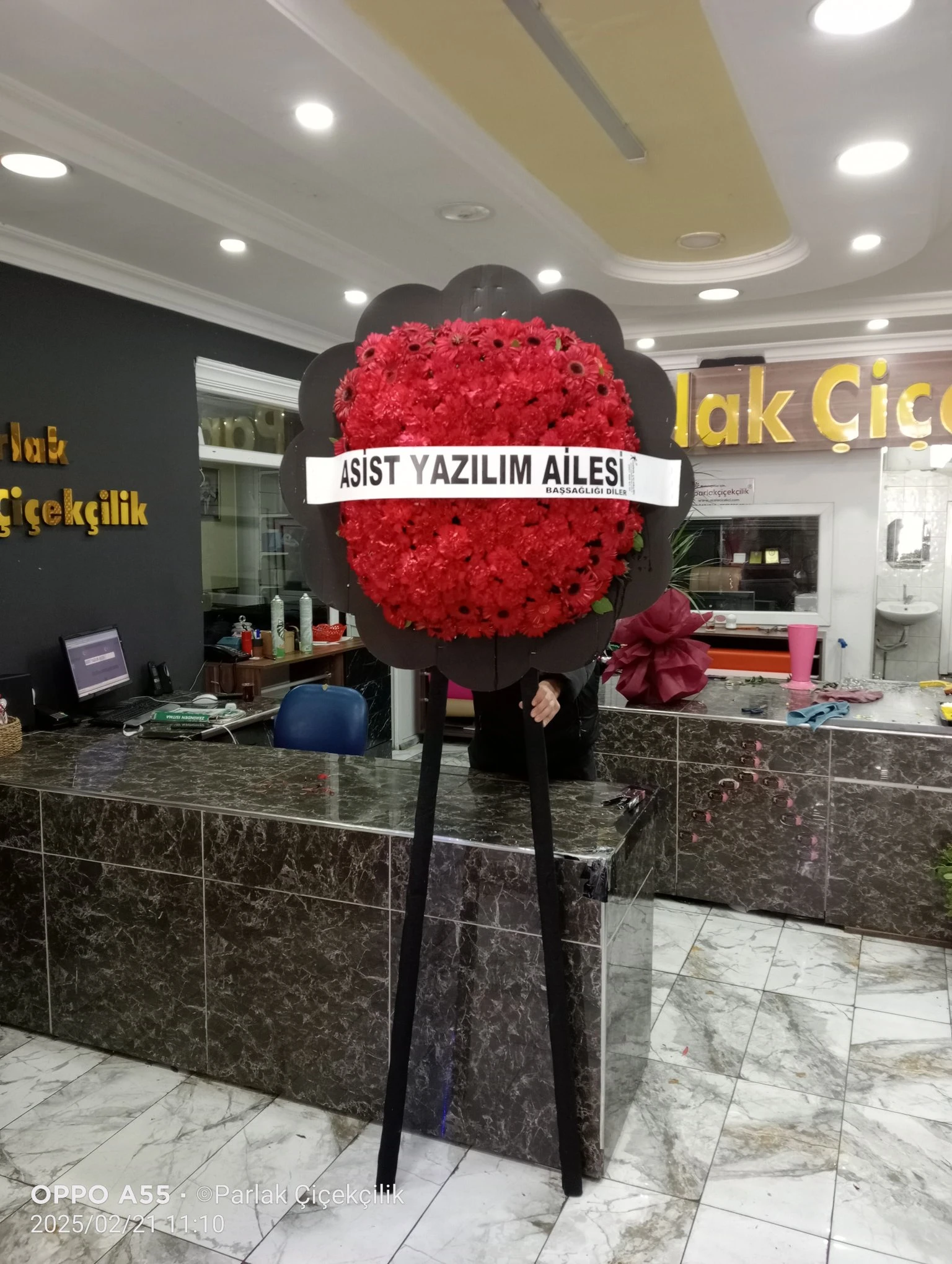 Kırmızı Siyah Cenaze Çelengi