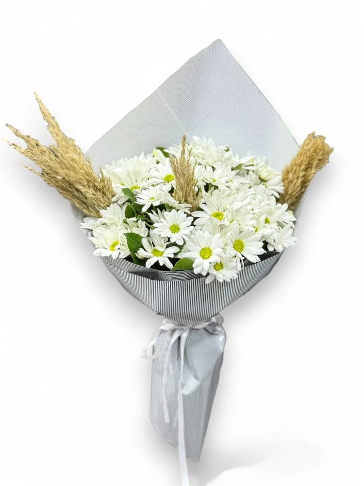 Pampas Detaylı Beyaz Papatya Buketi