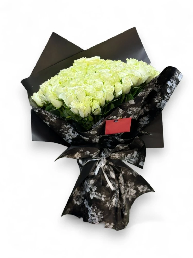 Sonsuz Zarafetin Temsili 101 Beyaz Gül Buketi